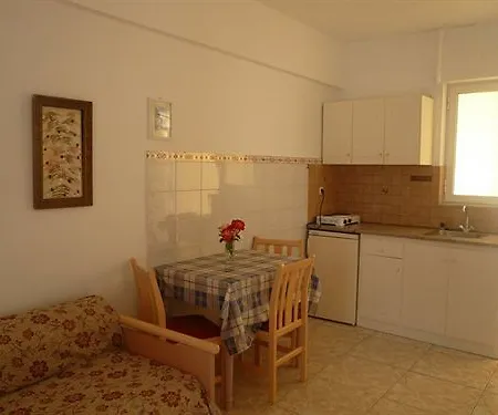 Lejlighedshotel Manine Kos By