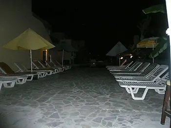 Hotel apartamentowy Manine 3*