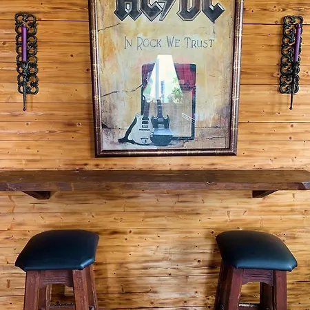 曼妮公寓式酒店 2* 科斯镇